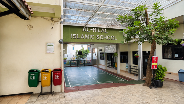 Gedung Sekolah Al Hilal